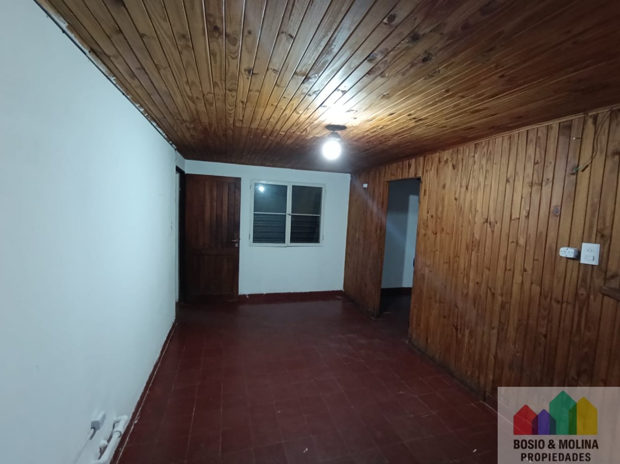 COMODA VIVIENDA 3 DORMITORIOS CON LOCAL COMERCIAL AL FRENTE EN PALPALA